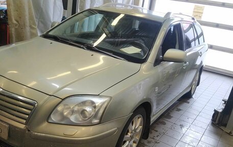 Toyota Avensis III рестайлинг, 2006 год, 822 560 рублей, 1 фотография