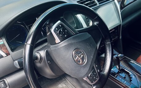 Toyota Camry, 2015 год, 1 820 000 рублей, 6 фотография