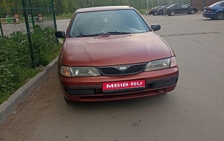 Nissan Almera, 1996 год, 200 000 рублей, 1 фотография