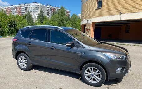 Ford Kuga III, 2019 год, 1 800 000 рублей, 1 фотография