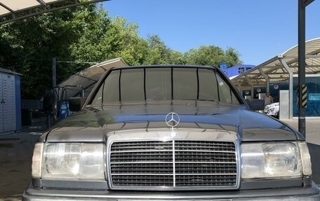 Mercedes-Benz W124, 1987 год, 350 000 рублей, 1 фотография