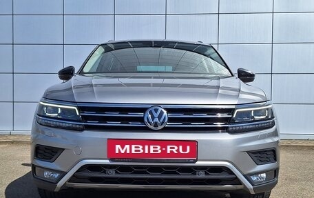 Volkswagen Tiguan II, 2019 год, 2 890 000 рублей, 2 фотография