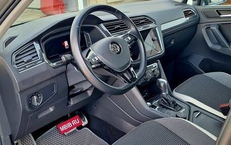Volkswagen Tiguan II, 2019 год, 2 890 000 рублей, 9 фотография