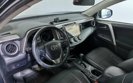 Toyota RAV4, 2016 год, 2 440 000 рублей, 14 фотография