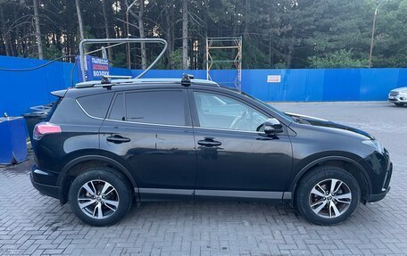 Toyota RAV4, 2015 год, 2 345 000 рублей, 2 фотография