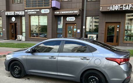 Hyundai Solaris II рестайлинг, 2017 год, 1 250 000 рублей, 4 фотография