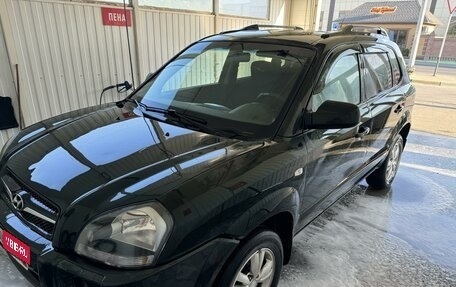 Hyundai Tucson III, 2008 год, 850 000 рублей, 1 фотография