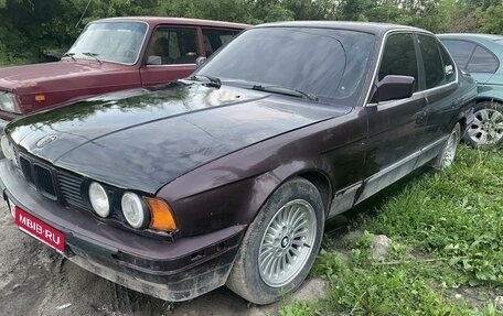 BMW 5 серия, 1990 год, 220 000 рублей, 1 фотография