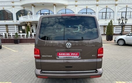 Volkswagen Multivan T5, 2013 год, 2 800 000 рублей, 6 фотография