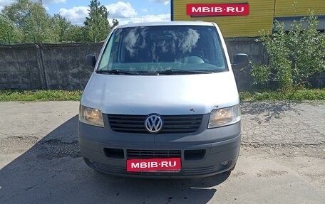 Volkswagen Transporter T5 рестайлинг, 2006 год, 1 270 000 рублей, 2 фотография