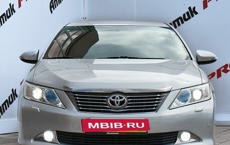 Toyota Camry, 2011 год, 1 790 000 рублей, 2 фотография