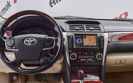 Toyota Camry, 2011 год, 1 790 000 рублей, 10 фотография
