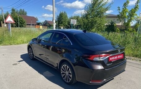 Toyota Corolla, 2019 год, 2 450 000 рублей, 4 фотография