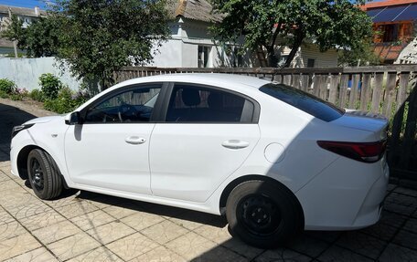 KIA Rio IV, 2022 год, 1 870 000 рублей, 5 фотография