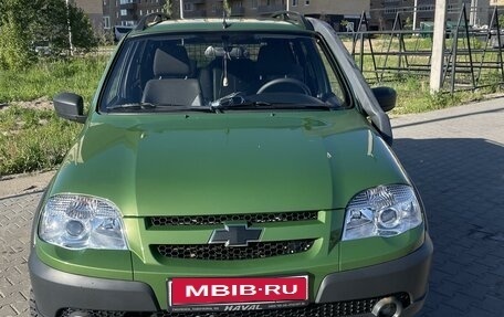 Chevrolet Niva I рестайлинг, 2014 год, 920 000 рублей, 2 фотография