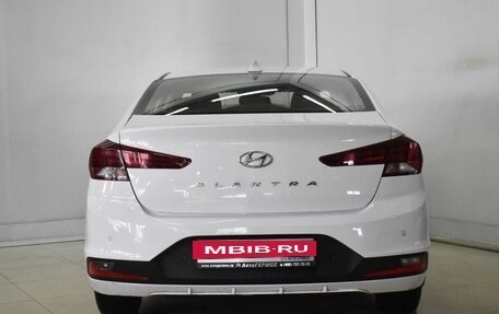 Hyundai Elantra VI рестайлинг, 2019 год, 1 400 000 рублей, 3 фотография
