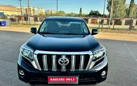 Toyota Land Cruiser Prado 150 рестайлинг 2, 2014 год, 3 540 000 рублей, 4 фотография