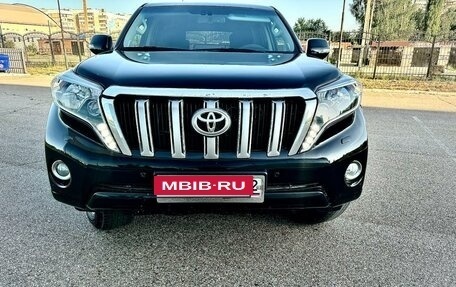 Toyota Land Cruiser Prado 150 рестайлинг 2, 2014 год, 3 540 000 рублей, 3 фотография