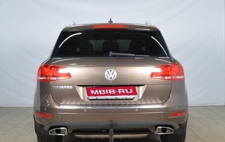 Volkswagen Touareg III, 2011 год, 2 210 995 рублей, 3 фотография