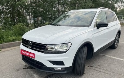 Volkswagen Tiguan II, 2019 год, 2 600 000 рублей, 1 фотография