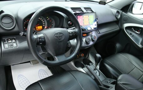 Toyota RAV4, 2010 год, 1 798 000 рублей, 13 фотография