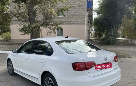 Volkswagen Jetta VI, 2017 год, 1 900 000 рублей, 7 фотография