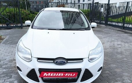 Ford Focus III, 2013 год, 910 000 рублей, 2 фотография