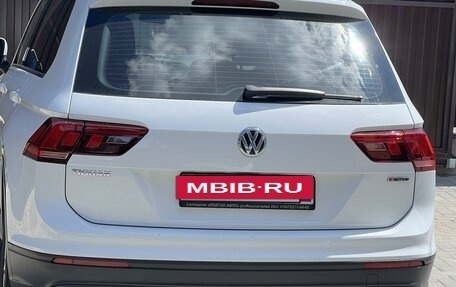 Volkswagen Tiguan II, 2020 год, 2 930 000 рублей, 6 фотография