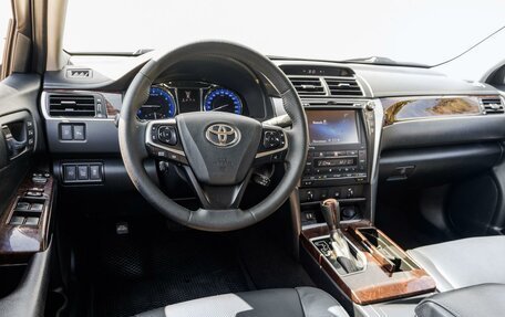 Toyota Camry, 2016 год, 2 639 000 рублей, 9 фотография