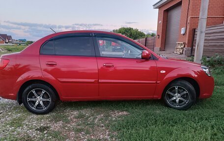 KIA Rio II, 2011 год, 745 000 рублей, 3 фотография