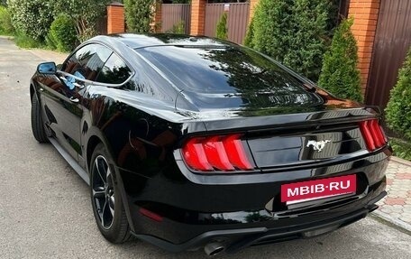 Ford Mustang VI рестайлинг, 2019 год, 4 000 000 рублей, 2 фотография