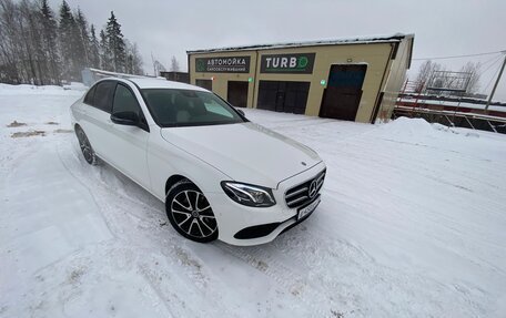 Mercedes-Benz E-Класс, 2017 год, 3 500 000 рублей, 3 фотография