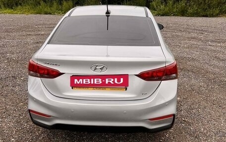 Hyundai Solaris II рестайлинг, 2018 год, 1 650 000 рублей, 4 фотография