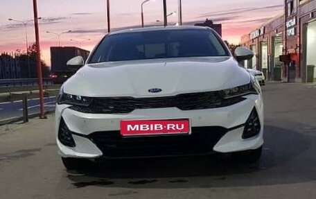 KIA K5, 2021 год, 2 450 000 рублей, 1 фотография