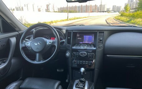 Infiniti FX II, 2010 год, 2 190 000 рублей, 8 фотография