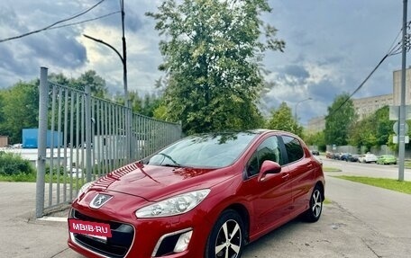 Peugeot 308 II, 2011 год, 699 000 рублей, 3 фотография