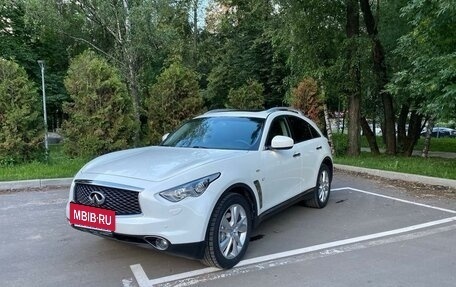 Infiniti QX70, 2017 год, 2 349 000 рублей, 2 фотография