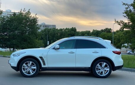 Infiniti QX70, 2017 год, 2 349 000 рублей, 10 фотография