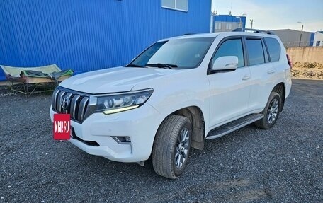 Toyota Land Cruiser Prado 150 рестайлинг 2, 2017 год, 3 900 000 рублей, 2 фотография