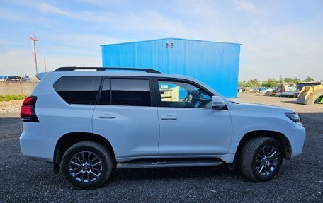 Toyota Land Cruiser Prado 150 рестайлинг 2, 2017 год, 3 900 000 рублей, 5 фотография