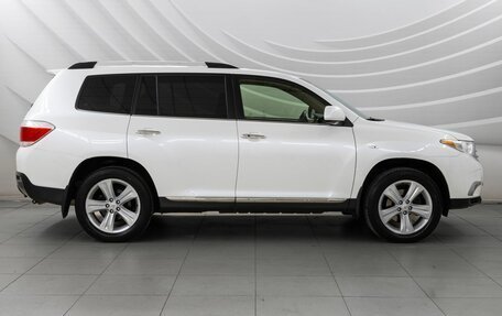 Toyota Highlander III, 2012 год, 2 557 000 рублей, 8 фотография