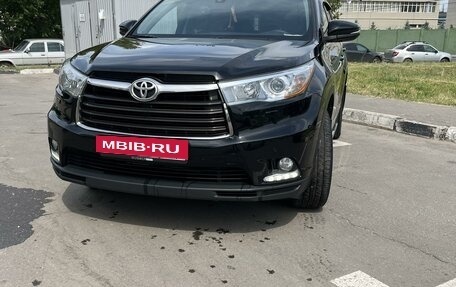 Toyota Highlander III, 2014 год, 3 600 000 рублей, 1 фотография