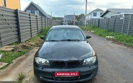 BMW 1 серия, 2009 год, 600 000 рублей, 1 фотография