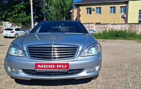 Mercedes-Benz S-Класс, 2007 год, 1 350 000 рублей, 3 фотография