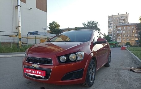 Chevrolet Aveo III, 2012 год, 990 000 рублей, 2 фотография