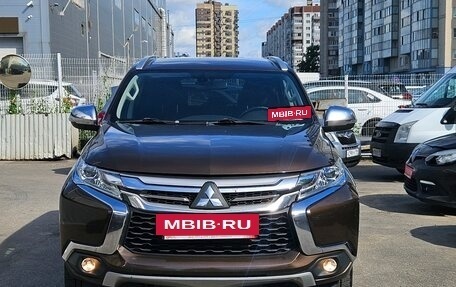 Mitsubishi Pajero Sport III рестайлинг, 2018 год, 2 849 000 рублей, 2 фотография