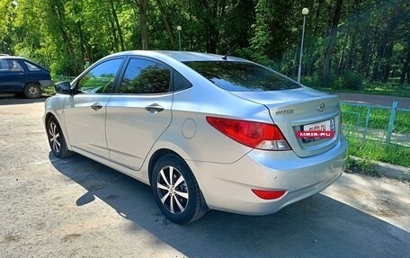 Hyundai Solaris II рестайлинг, 2013 год, 950 000 рублей, 6 фотография