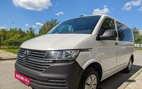 Volkswagen Caravelle T6 рестайлинг, 2020 год, 3 900 000 рублей, 3 фотография