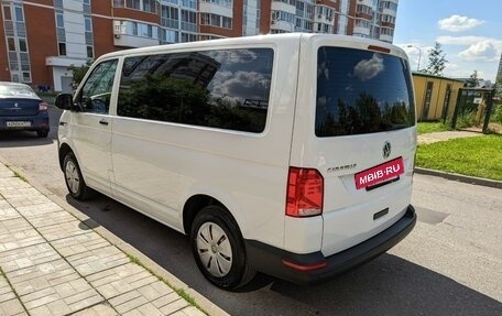 Volkswagen Caravelle T6 рестайлинг, 2020 год, 3 900 000 рублей, 10 фотография