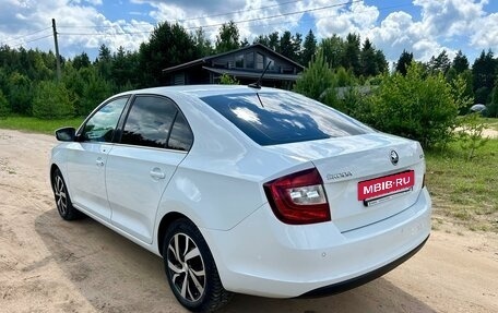 Skoda Rapid I, 2017 год, 1 350 000 рублей, 9 фотография